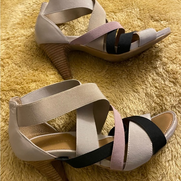 SALE** Gorgeous Anthropologie* Heels - Picture 3 of 5